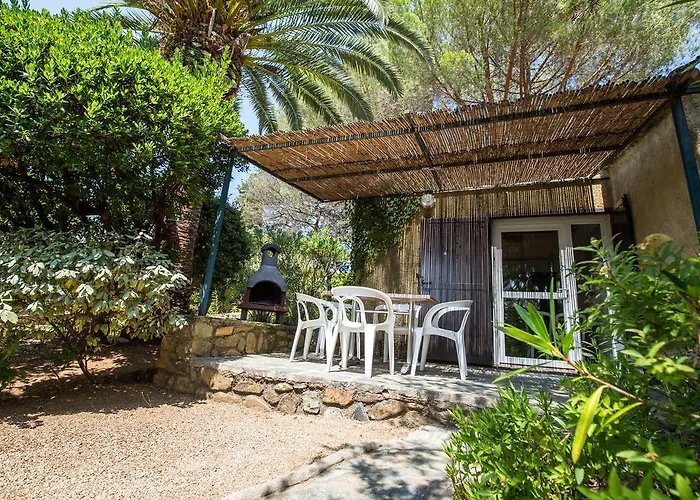 杨梅酒店 圣弗洛朗