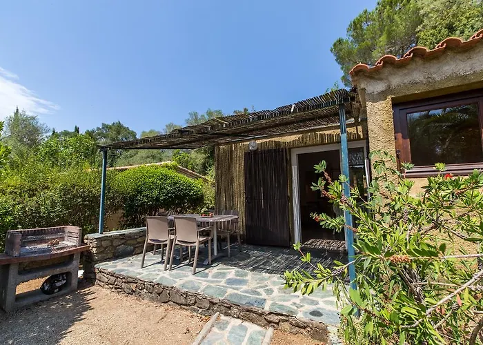 杨梅酒店 圣弗洛朗