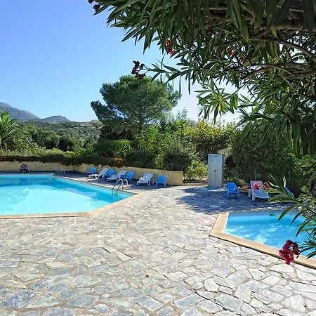 Les Arbousiers Villa