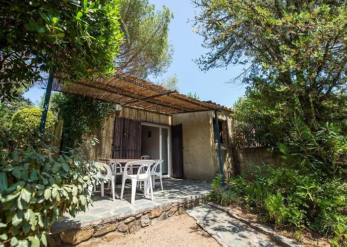 Villa Les Arbousiers *